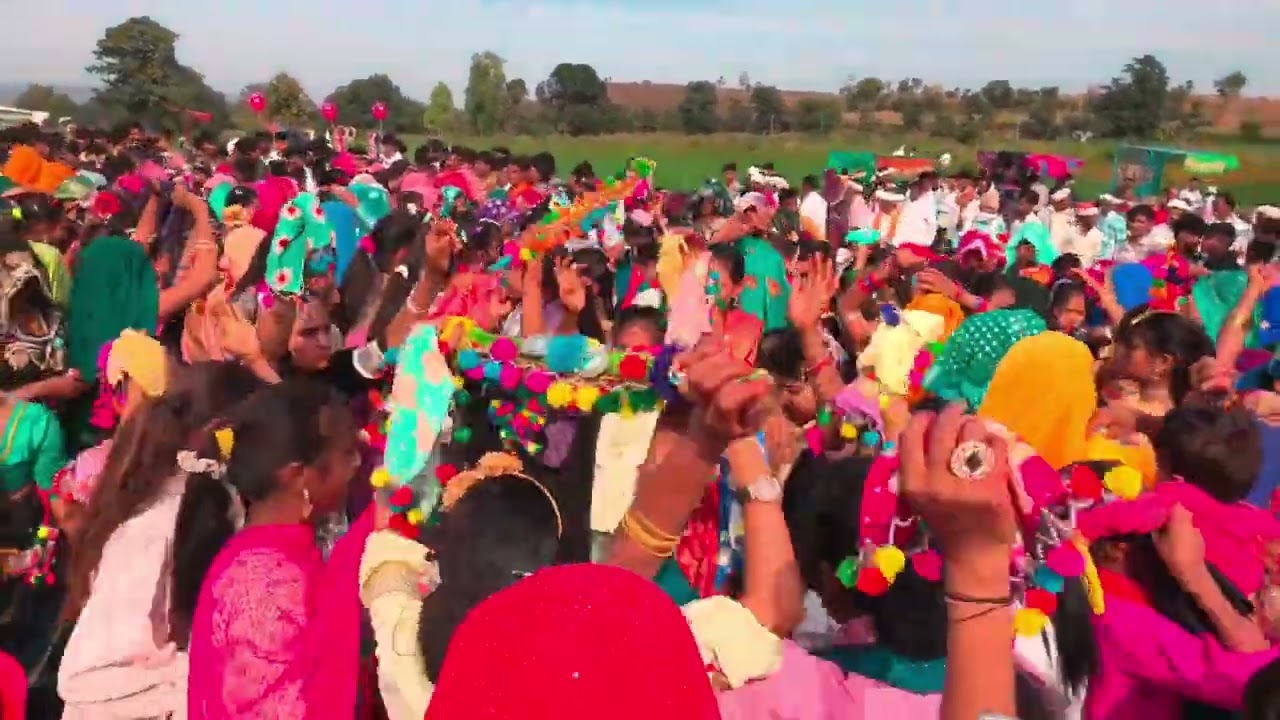 Aadivasi song band baje 🎹🥁