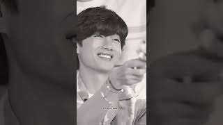 bts v,, kim theayun #btsarmy