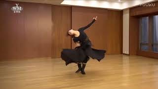 Chinese Folk Dance Combination Demonstration 1