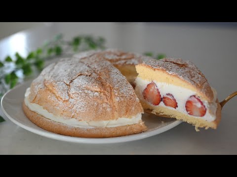 Easy Strawberry Cream Cake | The Easiest Cake in the World￼￼! | No mold, prepare in just 5 mins! | Kitchen Princess Bamboo