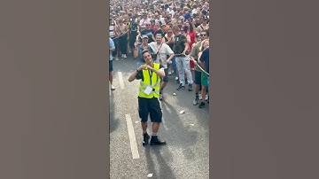 What it feels like to volunteer at the Rave The Planet Parade! ￼😎🎶 #ravetheplanet #loveisstronger