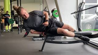 Off-bench oblique hold