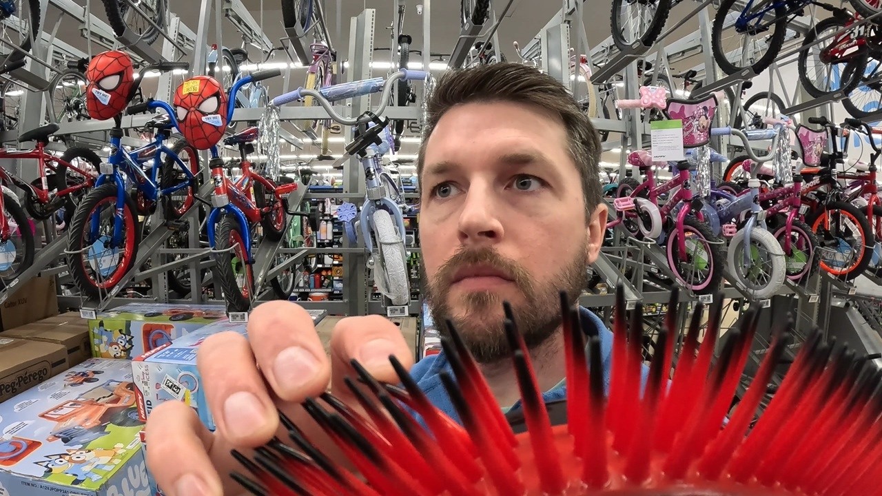 Public ASMR at a quiet Walmart