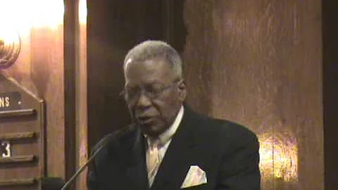 264.Dr. Lawton gives Dorothy Wells of Easternnaire...