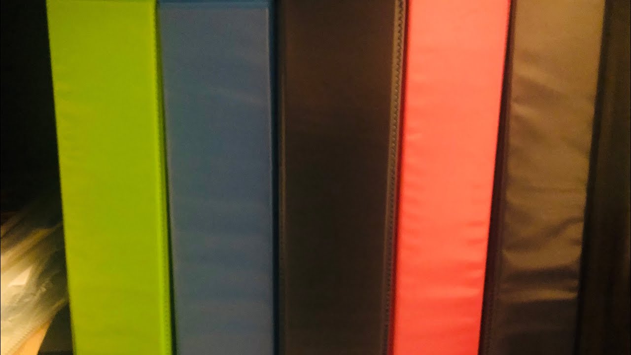 rearranging my kpop photocard collection for my new binder! ✨