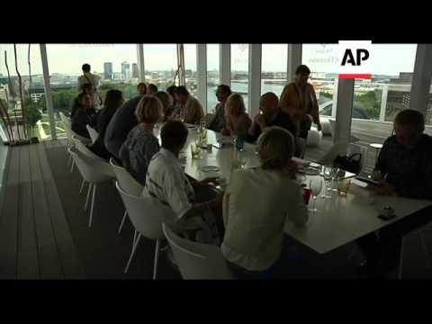 Video: Cube Pavilion Restaurant im Parc du Cinquantenaire in Brüssel