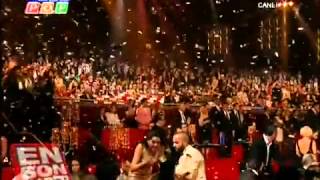 Ajda Pekkan Kral Tv Gecesi̇ne Damgasini Vurdu