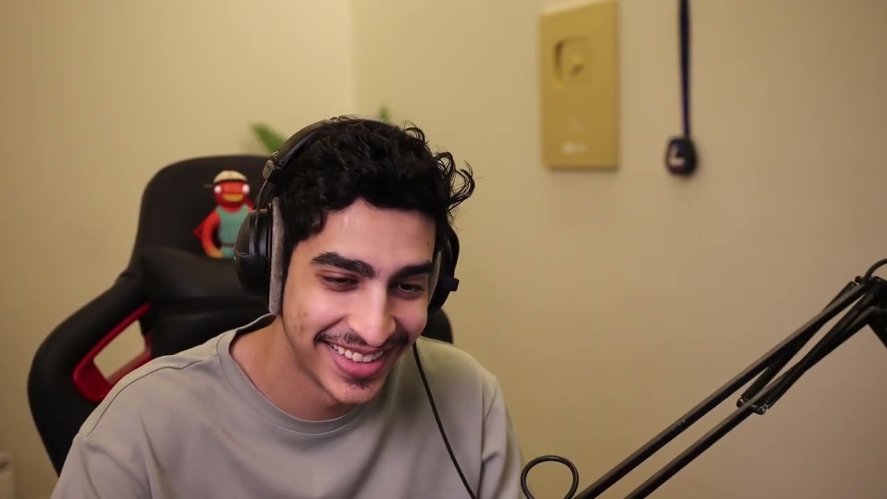 ان تصل متأخر افضل من ان لا تصل واصلا كذا ولا كذا اجازه الحين ف عادي ان الواحد يبث متأخر مو مشكله.الخ