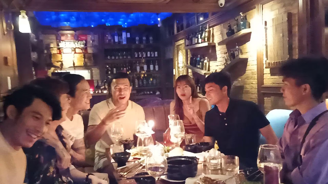 Ngày trở thành Voi Biển, cũng là ngày tớ hết trầm cảm các bạn ạ