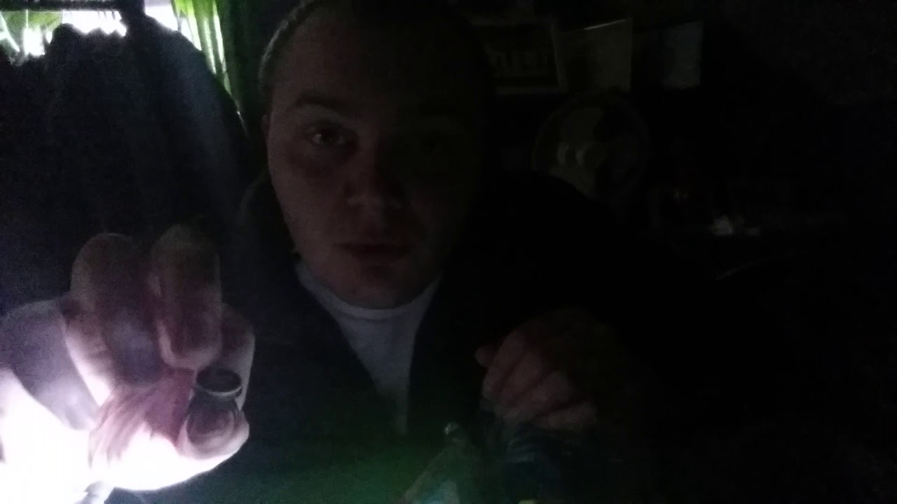 Reviewing a New WWE kids Mag