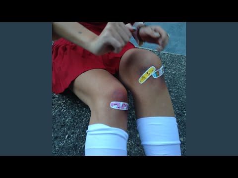 BETWEEN FRIENDS - Bruise