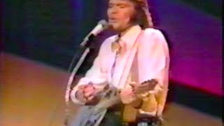 Watch Glen Campbell Let Go video