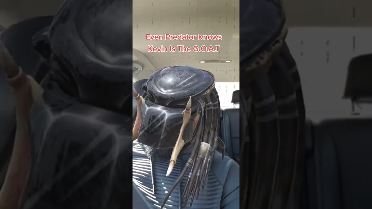 Predator  vs Kevin from Home Alone