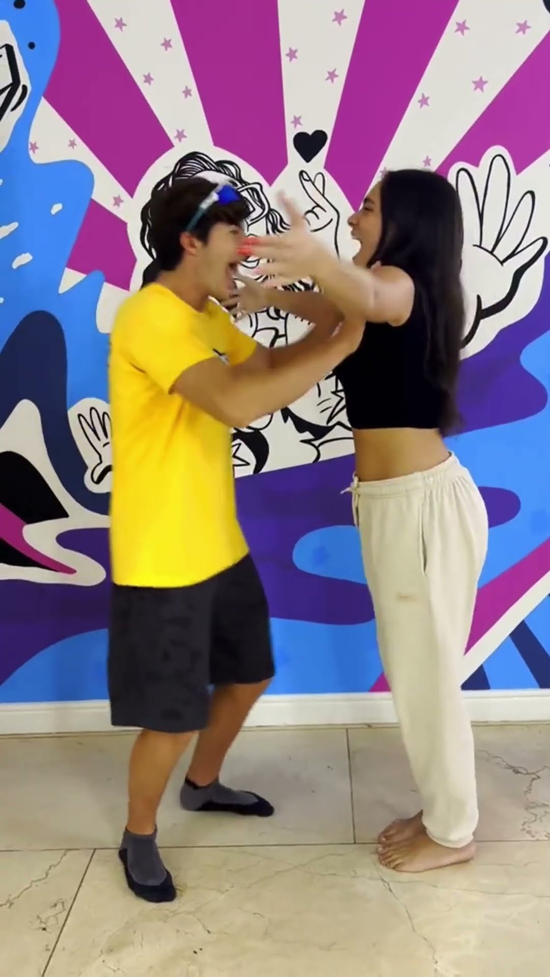 APENAS AMIGOS #shorts