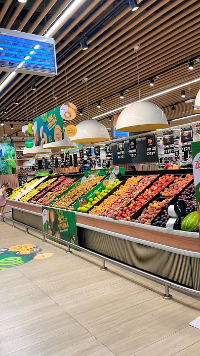 INSIDE LULU HYPERMARKET #lulu #ytshortsvideo #trending #fruitsection #shorts
