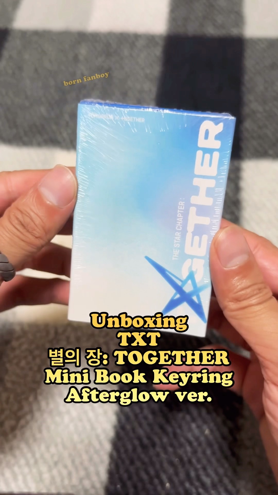 Unboxing TXT - 별의 장: TOGETHER Mini Book Keyring Afterglow ver