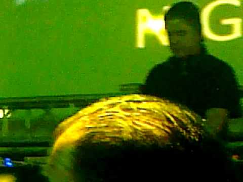 MAKELA DE MEXICALI CANTA LLAMARADA EN CASINO ROYAL
