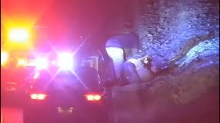 Good Samaritan stops to help trooper being assaulted during traffic stop