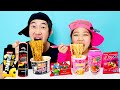 Pink Food VS Black Food Challenge Mukbangピンクフード VS ブラックフード チャレンジ