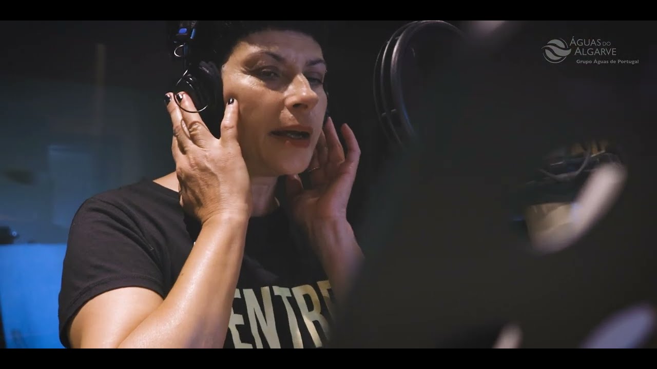 在 YouTube 上觀看「3 Minutos - " Entre Aspas"」 在 YouTube 上觀看「3 Minutos - " Entre Aspas"」