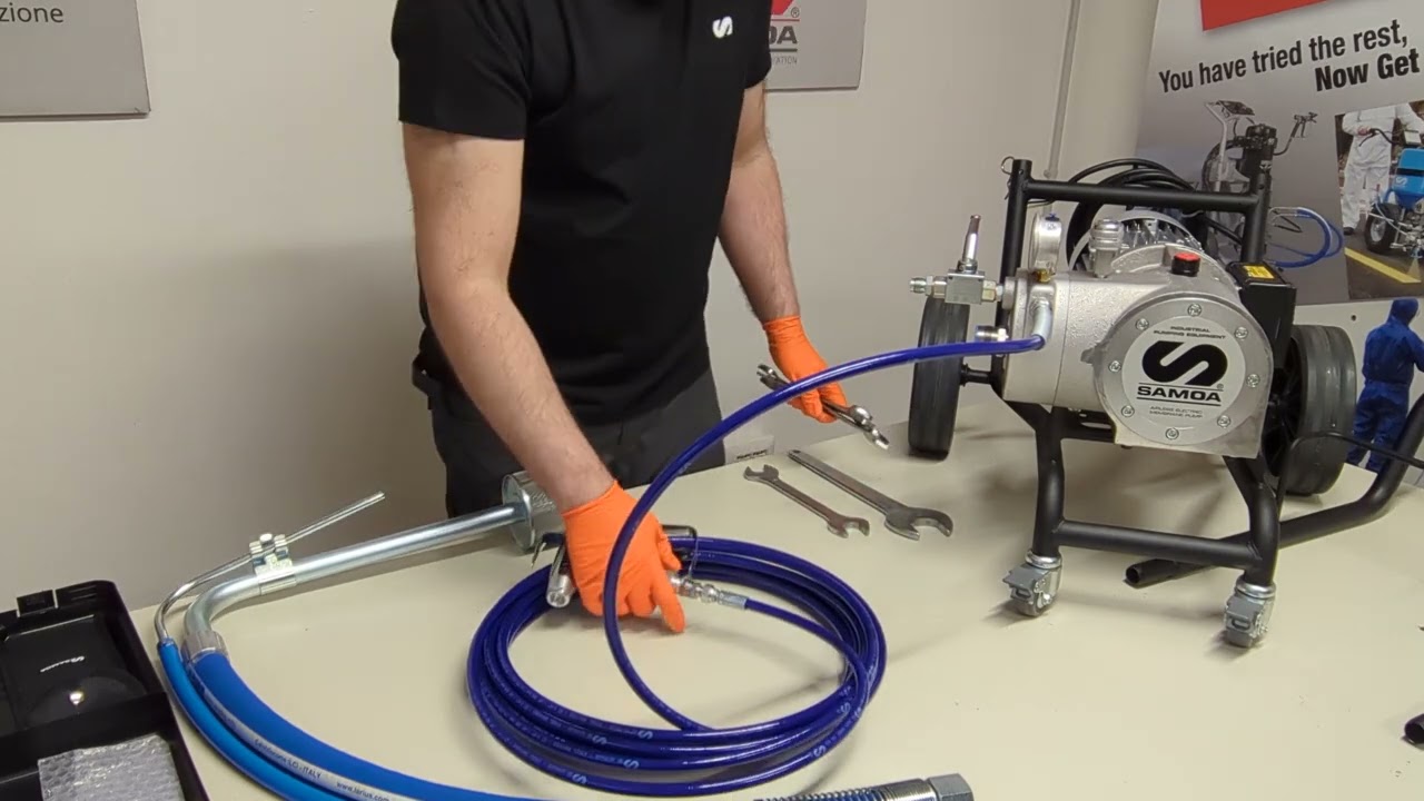 Assemblaggio accessori in dotazione Giotto. Spruzzatore airless elettrico a membrana.