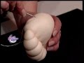 Silvia Nieruczkow  - Bienvenidas TV -  Explica como hacer los pies de un muñeco soft.
