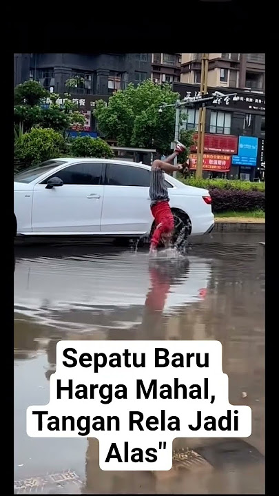 Sepatu Baru Harga Mahal, Tangan Rela Jadi Alas' #funny #inovatif #qouta #viral