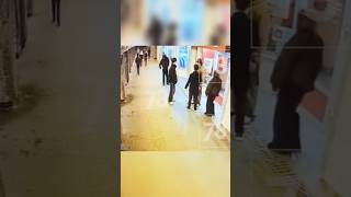 В Питере Парень Потушил Извращенца Хлопнувшего Его Девушку По Пятой Точке. Тг Pulya95