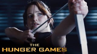 'Katniss Shooting The Apple' Scene | The Hunger Games (2012)