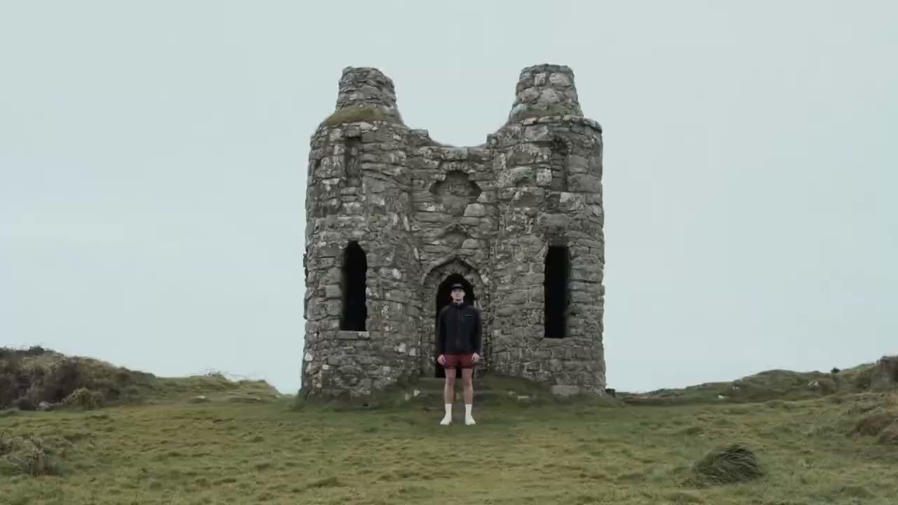 Still from the film Acid Running, Transcendence