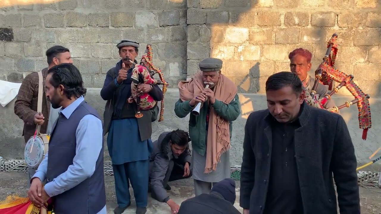 میں نیواں میرا مرشد اونچا   قوالی آپکی سماعتوں کی نظر 