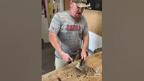 How to remove labels on wine bottles