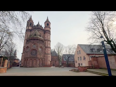 Walking tour of