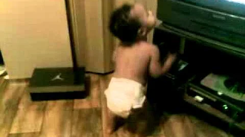 my one year old daughter dancing to survivor.