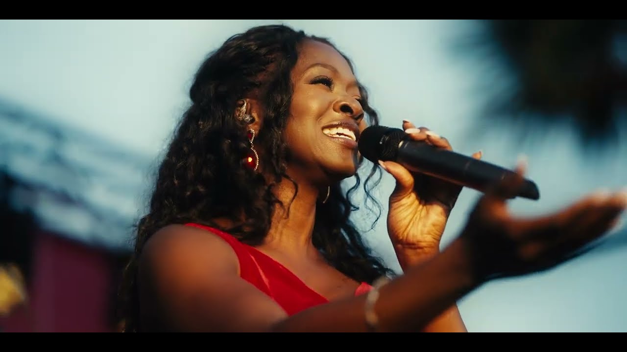 Azania Noah - Fairmont Le Montreux Palace - YouTube