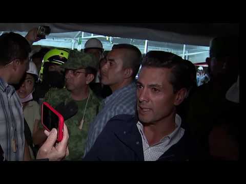 Recorrido del Presidente Enrique Peña Nieto por escuela Enrique Rébsamen