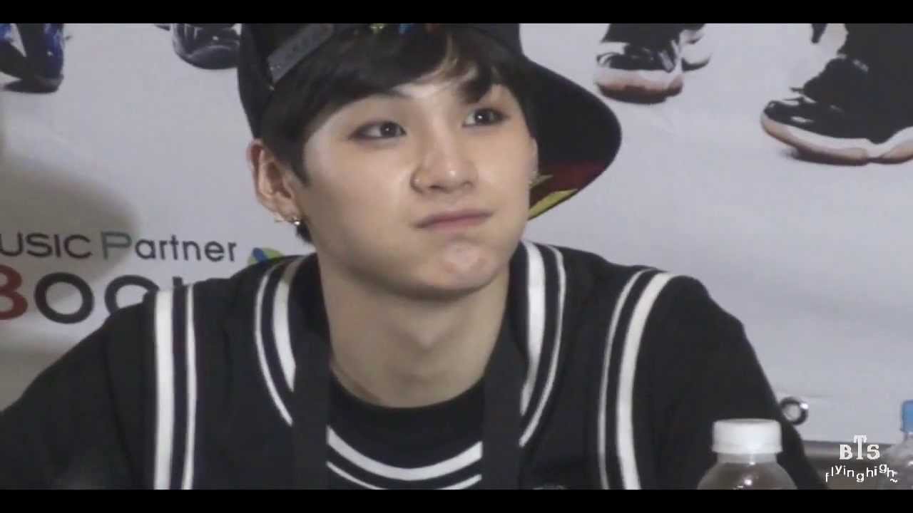130628 여의도 영풍문고 팬사인회_SUGA (BTS) - YouTube