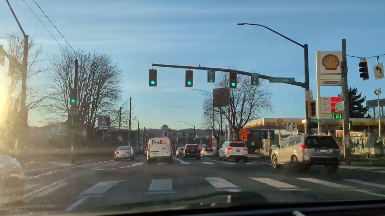 Afternoon Drive Down NE Broadway in Portland Oregon 