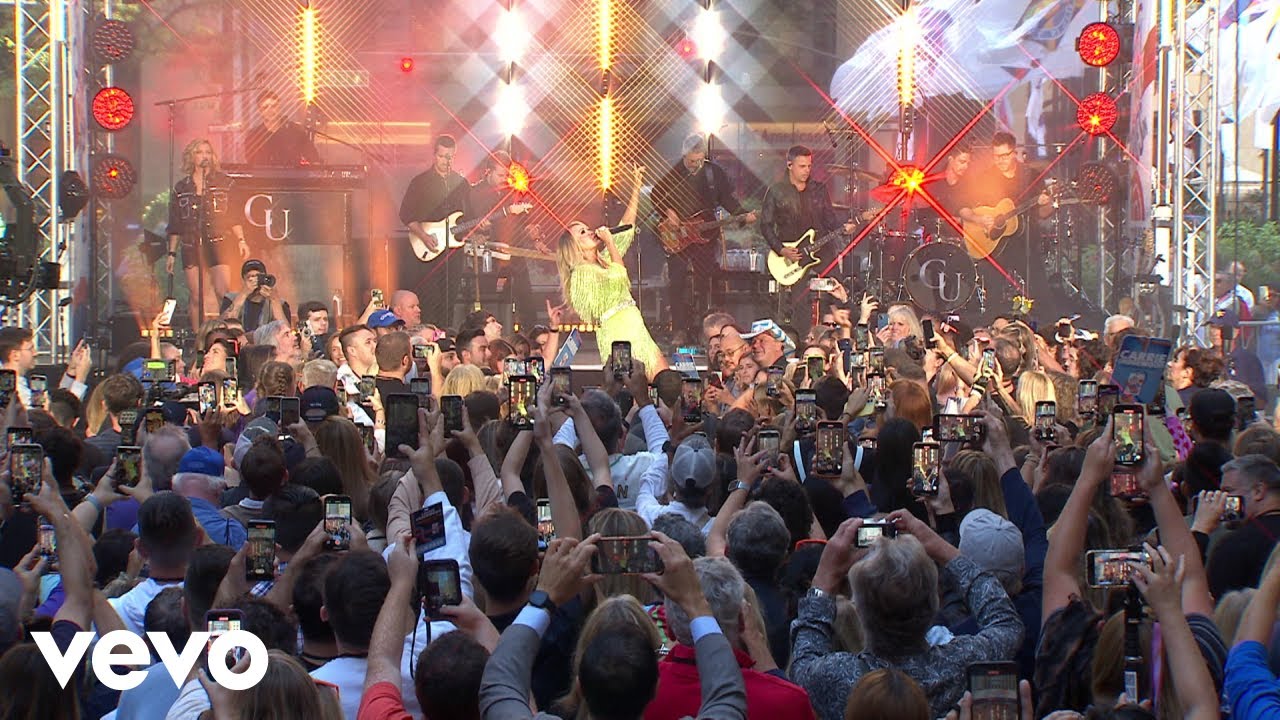 Carrie Underwood - Out Of That Truck (Live From The Today Show) Carrie Underwood - Out Of That Truck (Live From The Today Show)