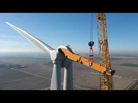 ENERCON installs E-138 EP3 prototype in Wieringermeer/ENERCON installiert E-138 EP3 in Wieringermeer