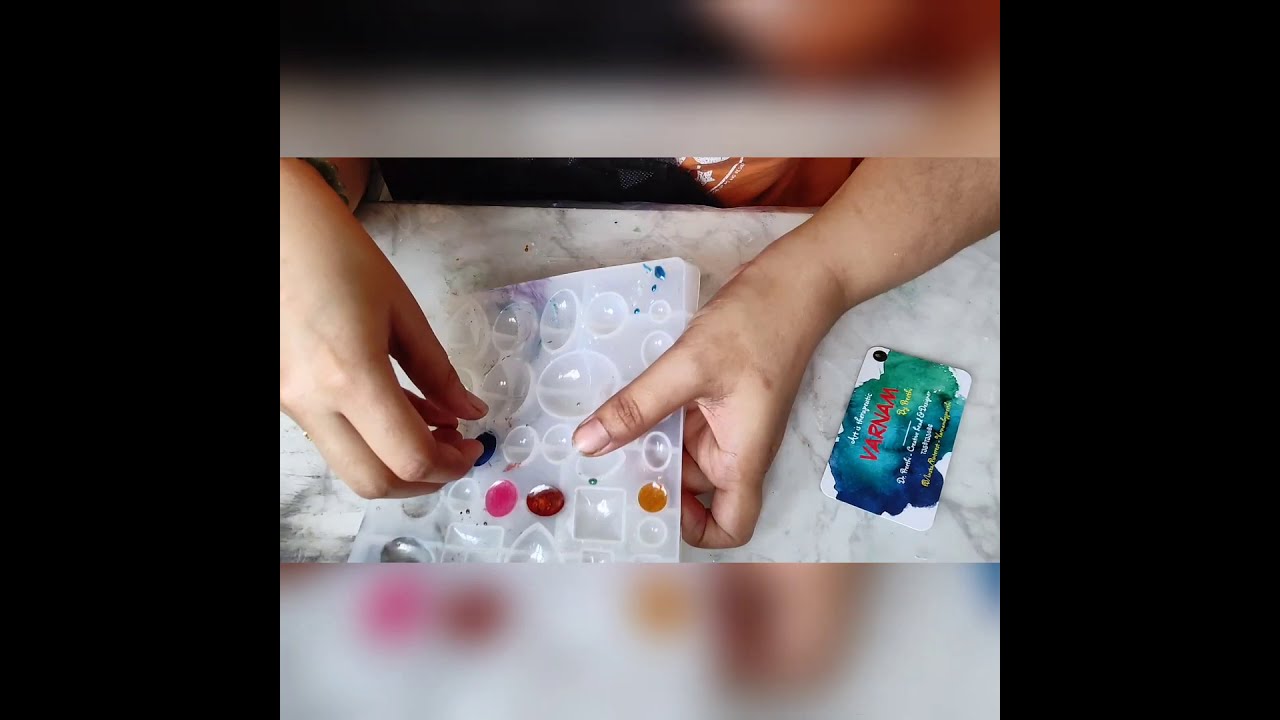 Madrasbazaar Pearl Mica Swatch