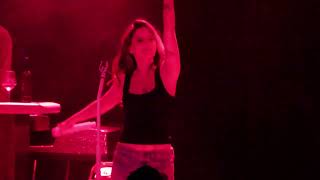 2026 04 27 Maren Morris - push me over