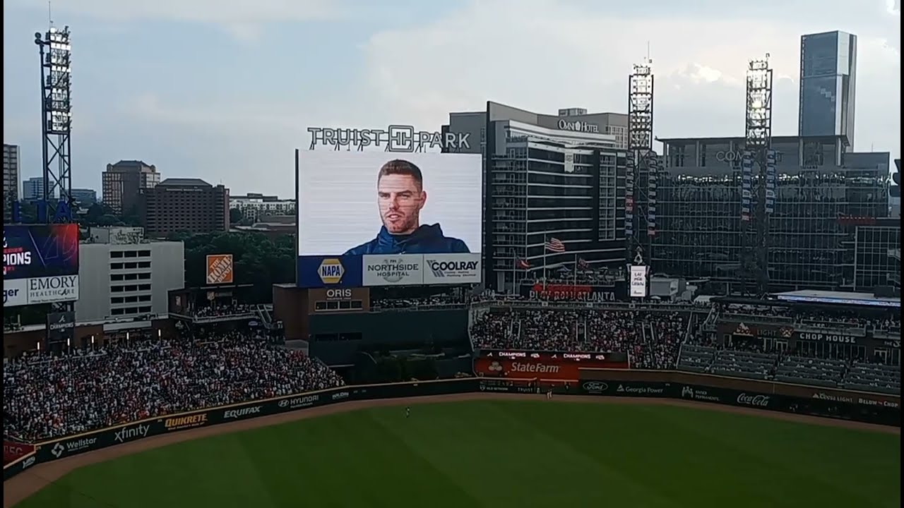 Freddie Freeman returns to Atlanta to receive his World Series Ring 6/24/2022 (may need a tissue)