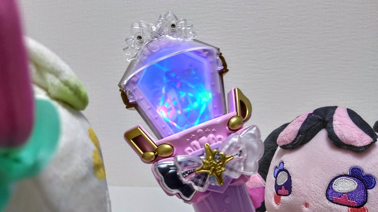 あなたと決めた定めの道は…　キミとアイドルプリキュア♪　「キミとアイドル変身♡キラキラショータイムマイク」を見ていくんだよ！ｂ