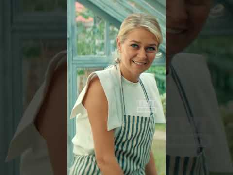 Типичные сёстры 😅 #тнт #shorts #сериалы #фильмы #сестра  #дача