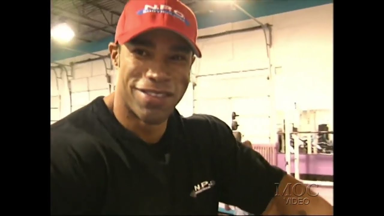 100 LB Dumbbell Curls in your Face (Pastel Ghost - Dark Beach)