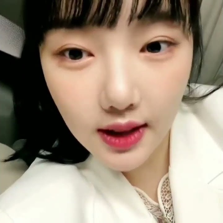 Yerin : 'so cute, thank you, you too'