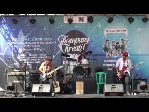 D&#;SEPTI Semoga Kau Di Neraka Endank Soekamti Cover Live At Smk Ipiems Surabaya D&#;SEPTI Semoga Kau Di Neraka Endank Soekamti Cover Live At Smk Ipiems Surabaya