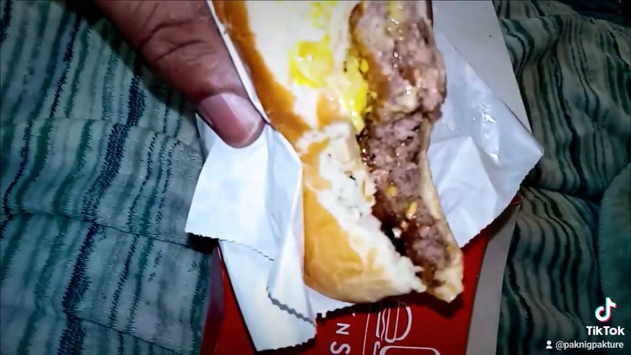 PAKNIG - STEAK N SHAKE (OFICIAL VIDEO)