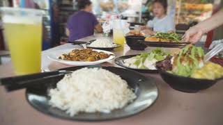 Explore the world's food capital - Singapore